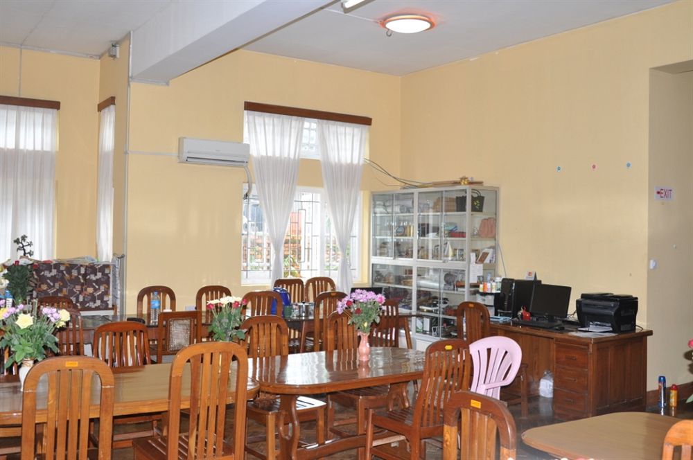 Inn Golden Guest